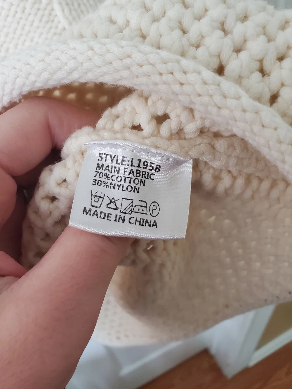 Lost In Lunar M Cream Knit Flower Sweater, Cottagecore, Grandma Core - Picture 6 of 7